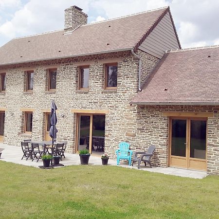 Gite De Landemeure, 10 Couchages, Acces Pmr Saint-Germain-du-Crioult Exteriör bild